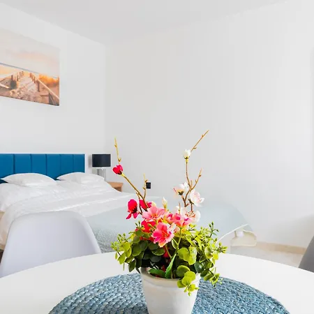 Zlota - 100m Od Plazy فندق مبيت وإفطار