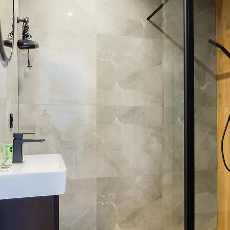 Zlota - 100m Od Plazy فندق مبيت وإفطار 3*