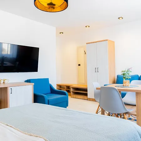 فندق مبيت وإفطار Zlota - 100m Od Plazy ياستارنيا