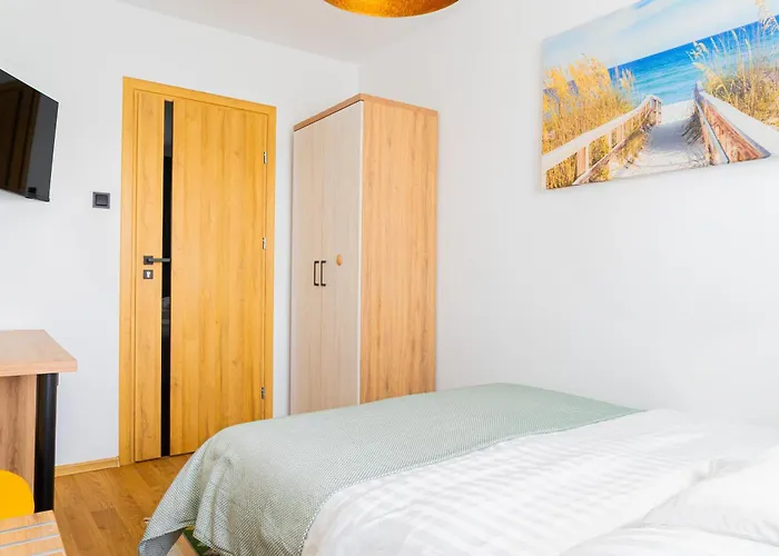 Bed & Breakfast Zlota - 100m Od Plazy 3*